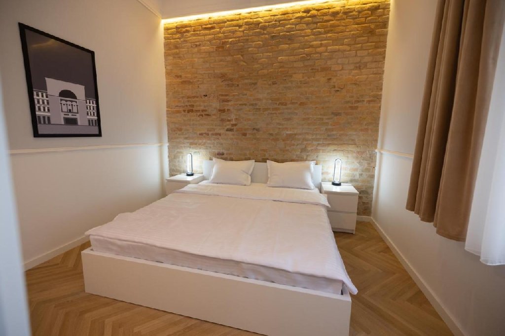 . Carol Residence