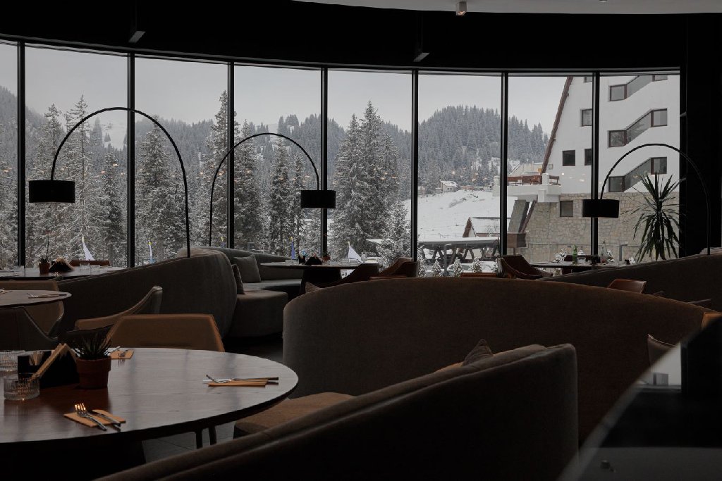 . Pestera Wellnes And Spa (parcul Natural Bucegi - Cota 1610m)