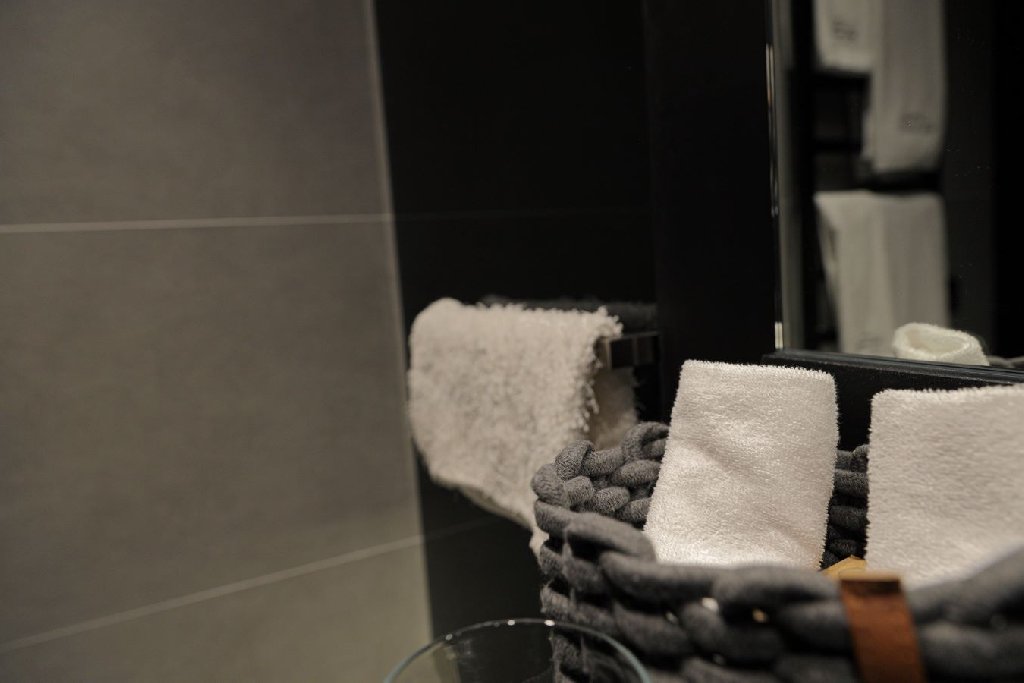 . Pestera Wellnes And Spa (parcul Natural Bucegi - Cota 1610m)