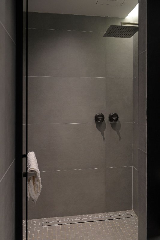 . Pestera Wellnes And Spa (parcul Natural Bucegi - Cota 1610m)