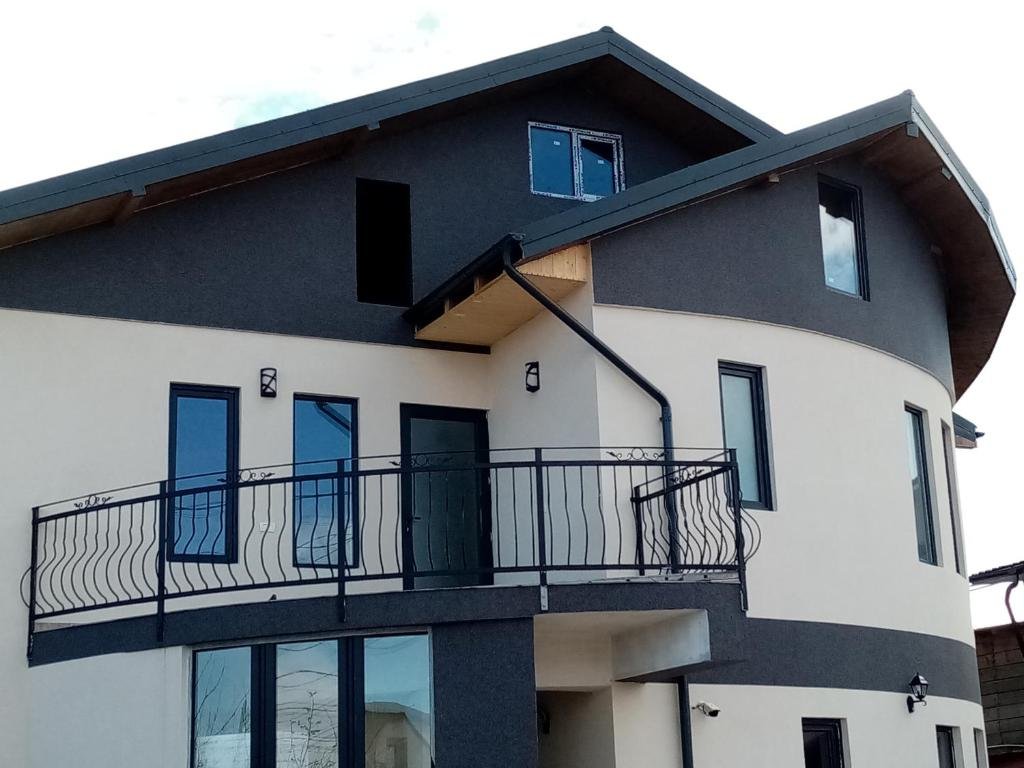 Romsil Guesthouse Cm Camere de Inchiriat