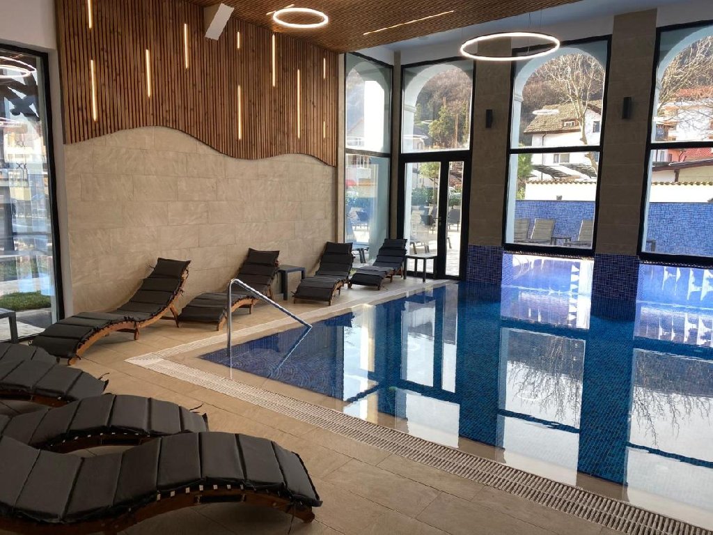 . River Hotel Spa