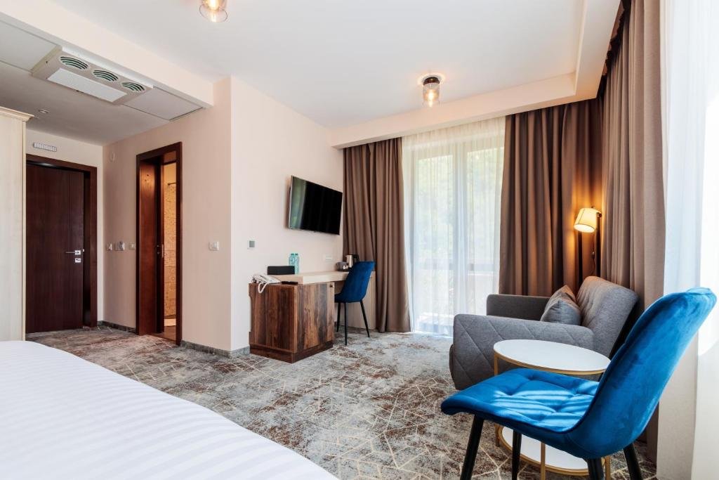 . River Hotel Spa