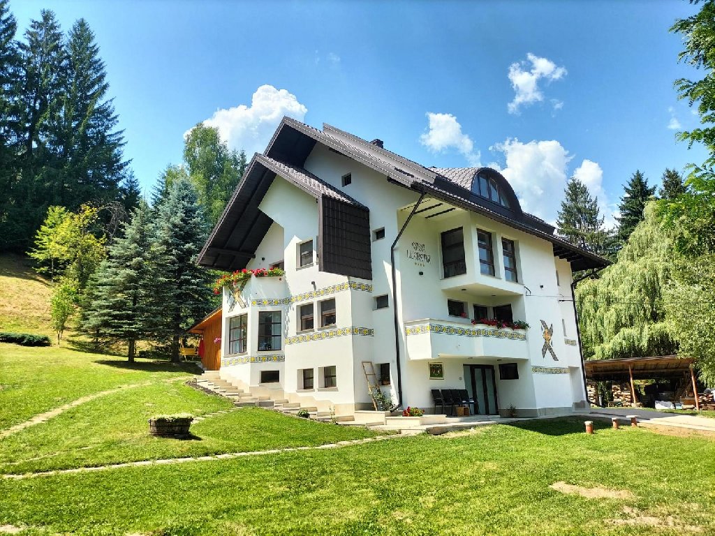 Casa Lucretia Cm