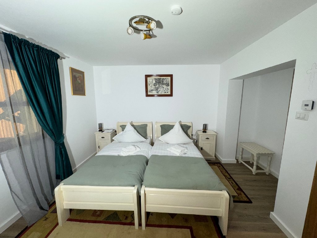 Casa Lucretia Cm