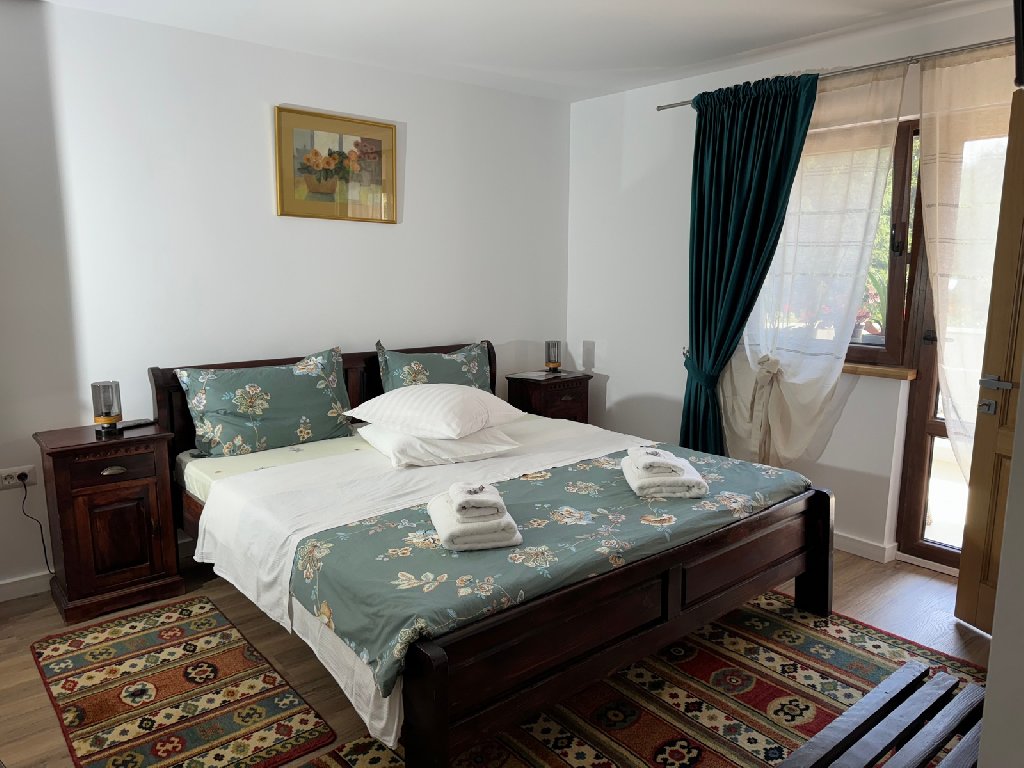 Casa Lucretia Cm