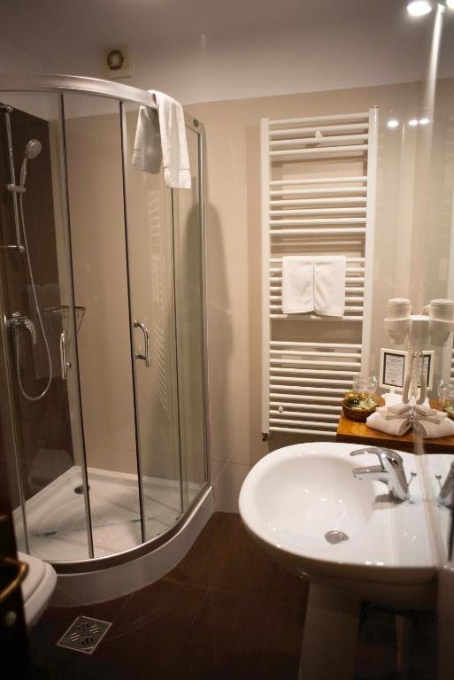 . Hotel Paj 