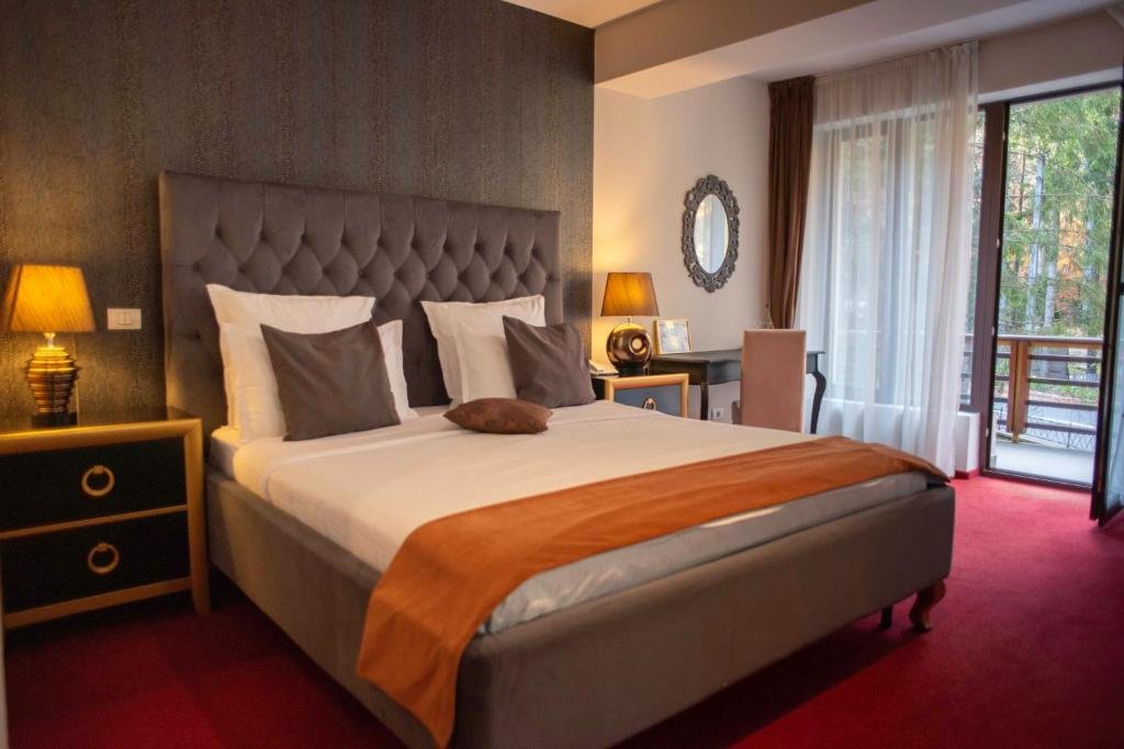 . Hotel Paj 