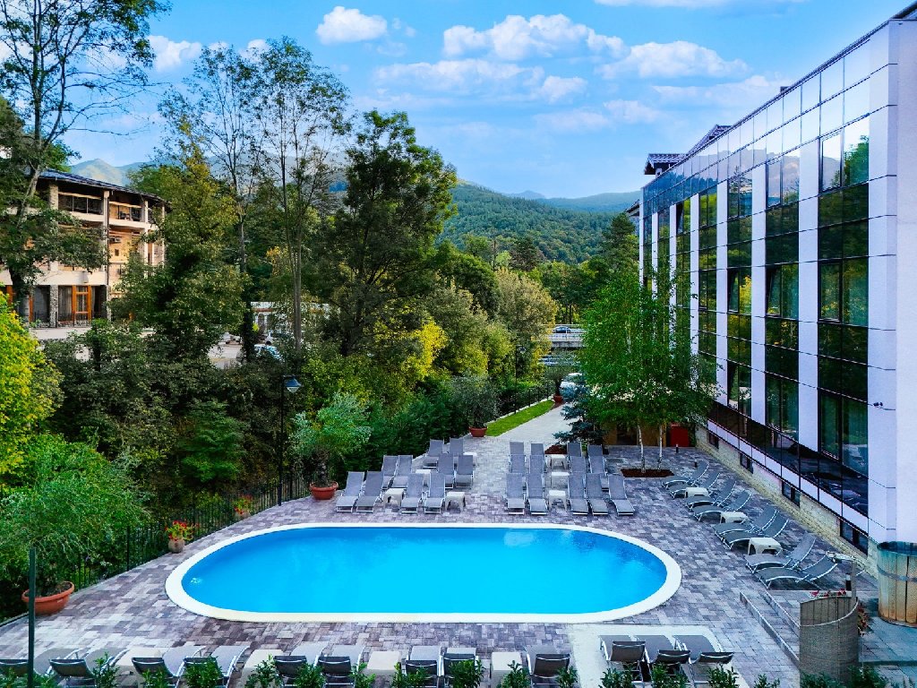 . Izvoare Calimanesti Caciulata