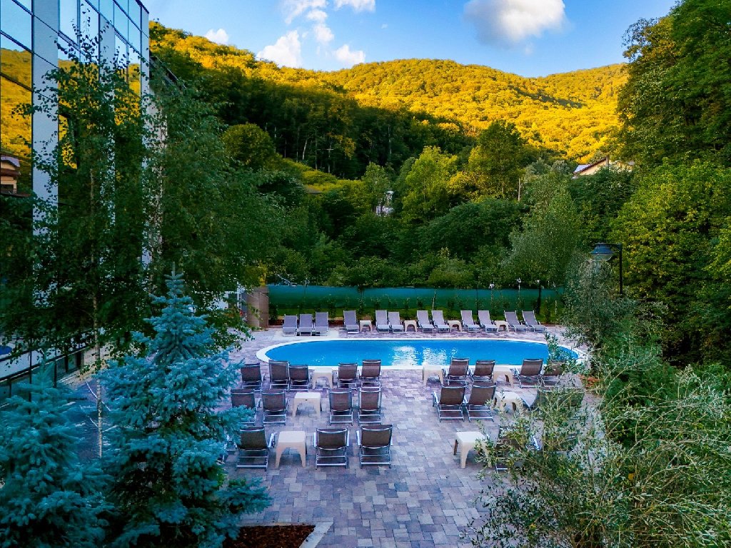 . Izvoare Calimanesti Caciulata