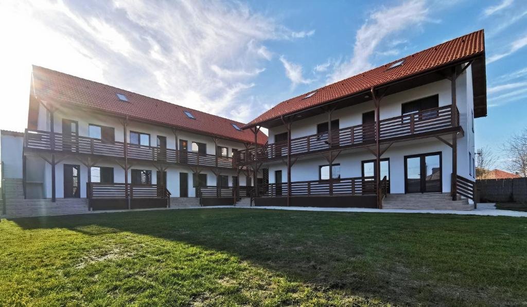 Bobocel Villa Cm Camere de Inchiriat