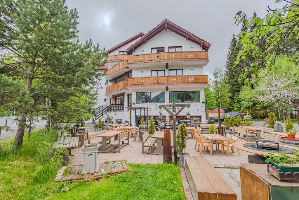 Casa Vlasin Cm